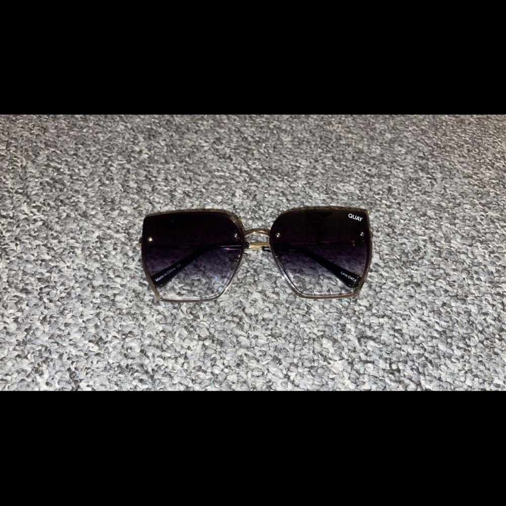 Quay Around The Way Sunglasses